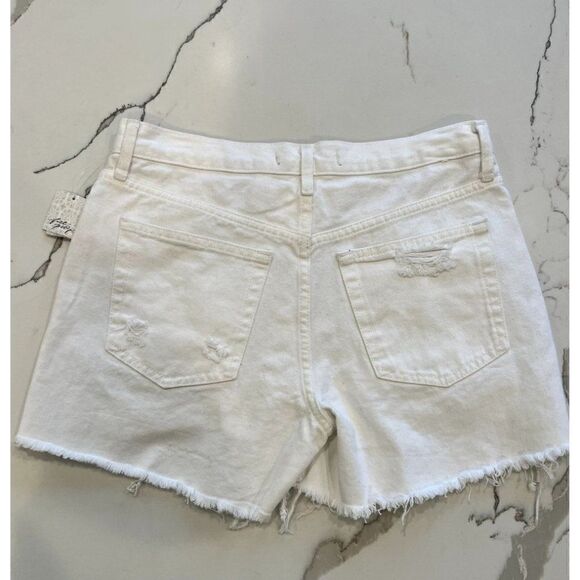 Free People NWT Distressed Denim Short in White Size 27 - Picture 3 of 4